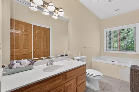 Bath - 137 Sherman Way, Branson, MO 65616 photo 5 of 6