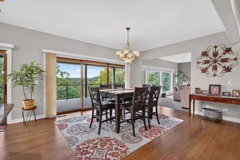Dining - 137 Sherman Way, Branson, MO 65616 photo 2 of 2