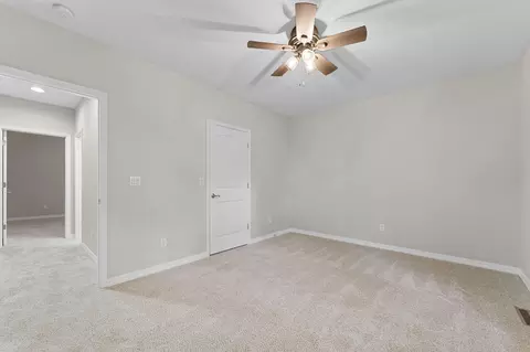 Bedroom - 891 Valley View Dr, Branson, MO 65616 photo 8 of 10