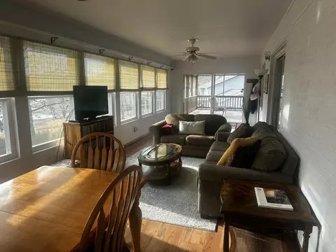 Exterior - 275 Ludora Dr, Shell Knob, MO 65747 photo 3 of 5