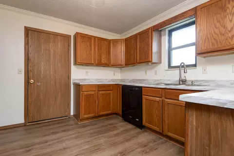 Kitchen - 640 E Kerr St, Springfield, MO 65803 photo 2 of 4