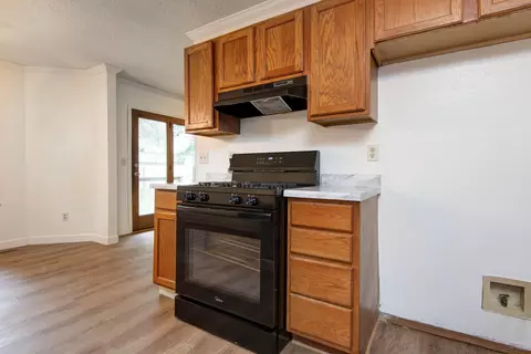 Kitchen - 640 E Kerr St, Springfield, MO 65803 photo 4 of 4