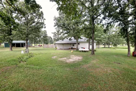 Exterior - 1694 Green Rd, Marshfield, MO 65706 photo 8 of 10