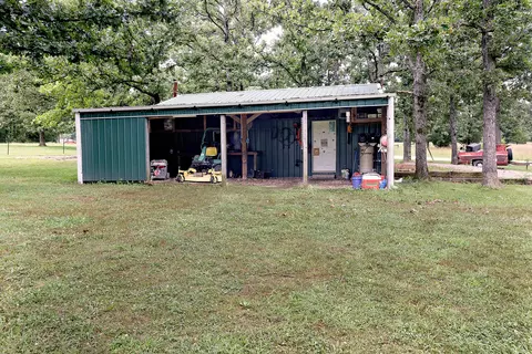Exterior - 1694 Green Rd, Marshfield, MO 65706 photo 5 of 10