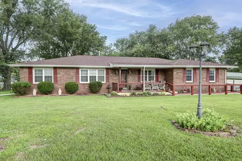 Exterior - 2369 N Farm Road 101, Springfield, MO 65802 photo 1 of 11