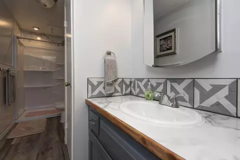 Bath - 2369 N Farm Road 101, Springfield, MO 65802 photo 3 of 4
