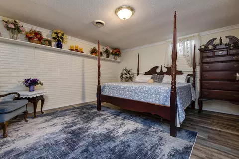 Bedroom - 2369 N Farm Road 101, Springfield, MO 65802 photo 3 of 4