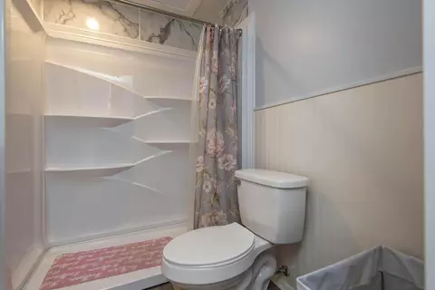 Bath - 2369 N Farm Road 101, Springfield, MO 65802 photo 4 of 4
