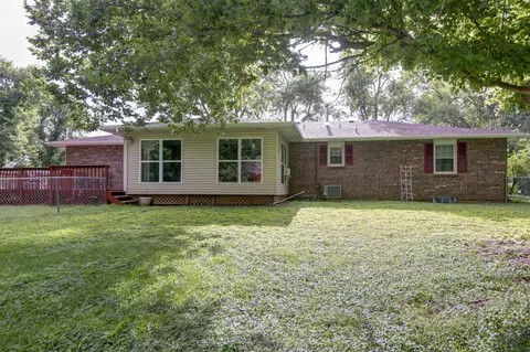 Exterior - 2369 N Farm Road 101, Springfield, MO 65802 photo 7 of 11
