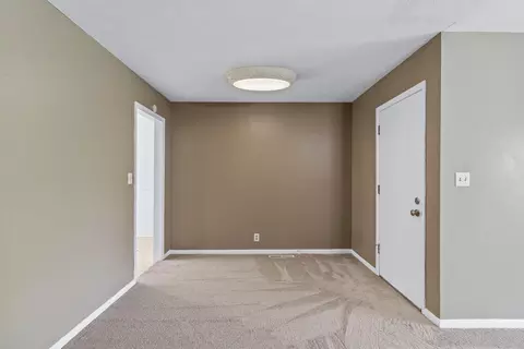 Living - 2039 S 2041 S Barcliff Ave, Springfield, MO 65804 photo 4 of 4