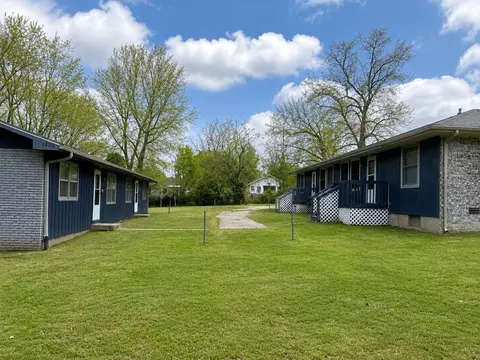 Exterior - 1820-1824 W Walnut St, Springfield, MO 65806 photo 2 of 4