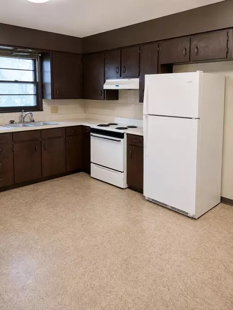 Kitchen - 1820-1824 W Walnut St, Springfield, MO 65806 photo 2 of 2