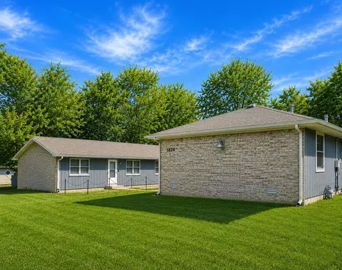 Exterior - 1820-1824 W Walnut St, Springfield, MO 65806 photo 1 of 4