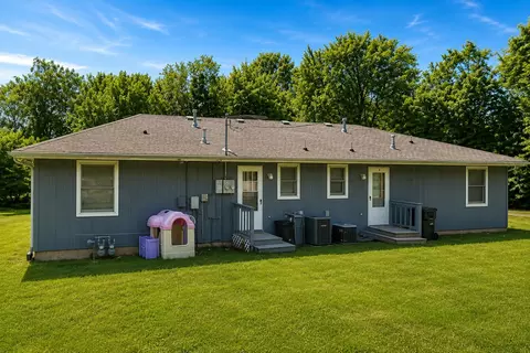 Exterior - 1820-1824 W Walnut St, Springfield, MO 65806 photo 4 of 4