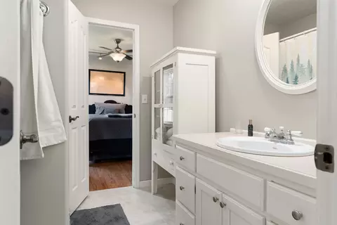 Bath - 750 Big Timber Rd, Marshfield, MO 65706 photo 5 of 6