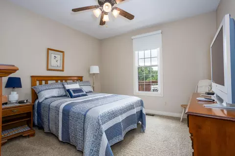 Bedroom - 2818 E Cherrybark St, Springfield, MO 65804 photo 3 of 5