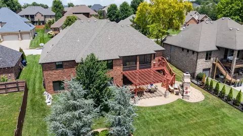 View/Area - 2818 E Cherrybark St, Springfield, MO 65804 photo 10 of 11