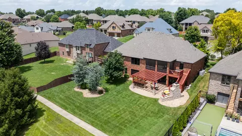 View/Area - 2818 E Cherrybark St, Springfield, MO 65804 photo 4 of 11