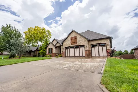 Exterior - 2818 E Cherrybark St, Springfield, MO 65804 photo 12 of 12