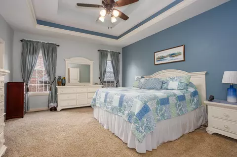 Bedroom - 2818 E Cherrybark St, Springfield, MO 65804 photo 1 of 5
