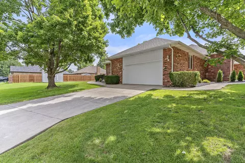 Exterior - 3477 W Edgewood St, Springfield, MO 65807 photo 12 of 12