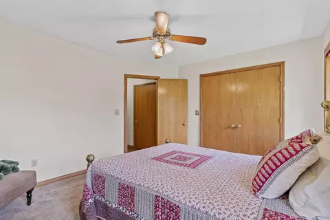 Bedroom - 3477 W Edgewood St, Springfield, MO 65807 photo 7 of 7