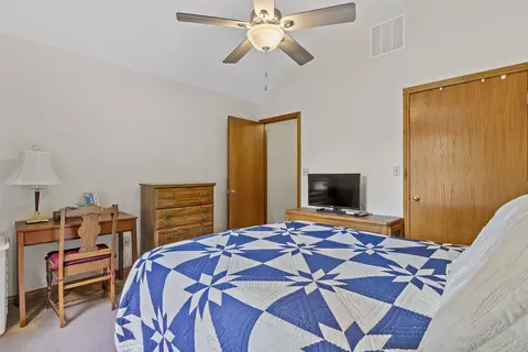 Bedroom - 3477 W Edgewood St, Springfield, MO 65807 photo 5 of 7