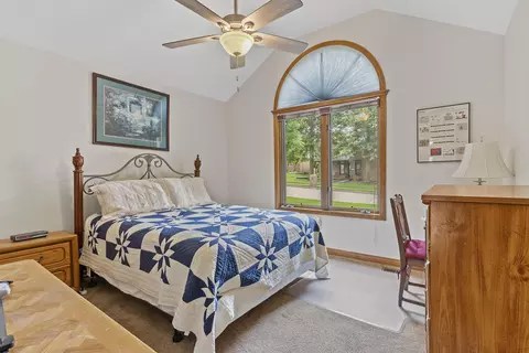 Bedroom - 3477 W Edgewood St, Springfield, MO 65807 photo 4 of 7
