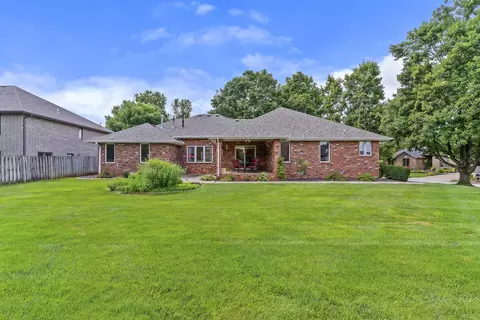 Exterior - 3477 W Edgewood St, Springfield, MO 65807 photo 2 of 12