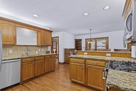 Kitchen - 3477 W Edgewood St, Springfield, MO 65807 photo 4 of 5