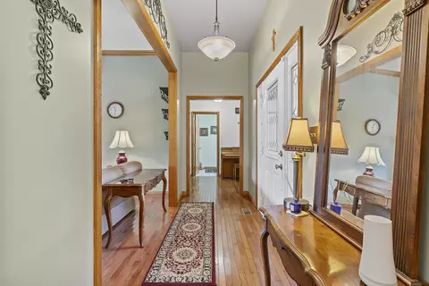 Entry Way - 3477 W Edgewood St, Springfield, MO 65807 photo 3 of 4