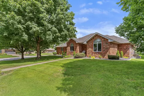 Exterior - 3477 W Edgewood St, Springfield, MO 65807 photo 10 of 12