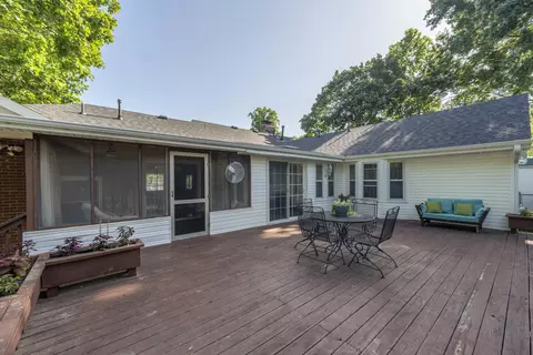 Exterior - 718 E University St, Springfield, MO 65807 photo 13 of 24