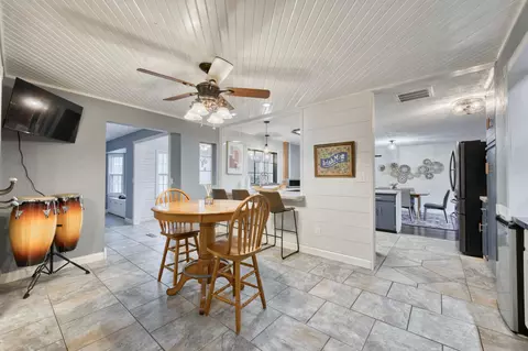 Dining - 718 E University St, Springfield, MO 65807 photo 4 of 5