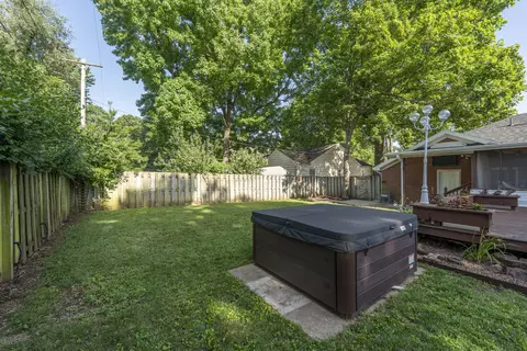 Exterior - 718 E University St, Springfield, MO 65807 photo 10 of 24