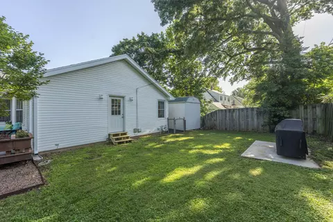 Exterior - 718 E University St, Springfield, MO 65807 photo 11 of 24