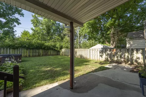 Exterior - 718 E University St, Springfield, MO 65807 photo 4 of 24