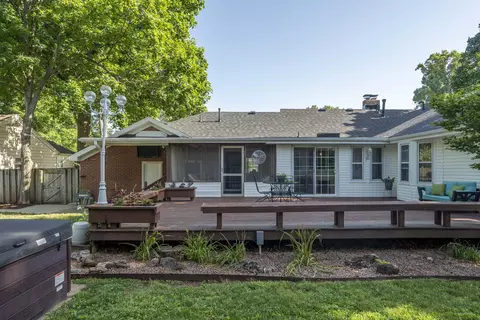 Exterior - 718 E University St, Springfield, MO 65807 photo 9 of 24