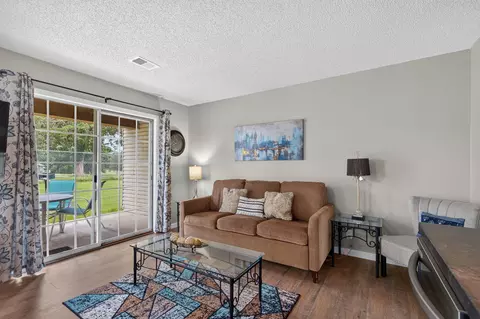 Living - 16 Fall Creek Trl #2, Branson, MO 65616 photo 3 of 4