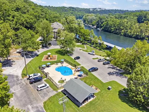 Exterior - 29 Fall Creek Dr #4, Branson, MO 65616 photo 6 of 9