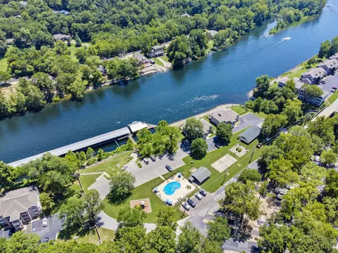 View/Area - 29 Fall Creek Dr #4, Branson, MO 65616 photo 6 of 10