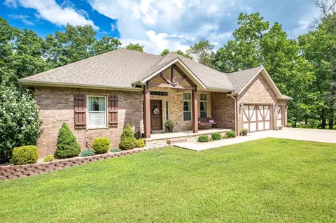 Exterior - 245 N Ridge Pl, Branson, MO 65616 photo 2 of 13