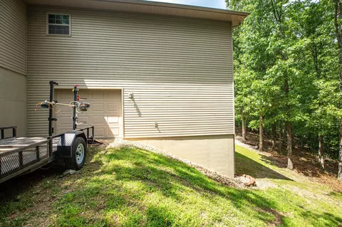 Exterior - 245 N Ridge Pl, Branson, MO 65616 photo 7 of 13
