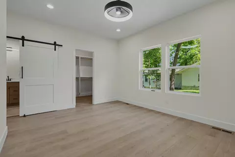 Bedroom - 206 S 8th Ave, Ozark, MO 65721 photo 6 of 6