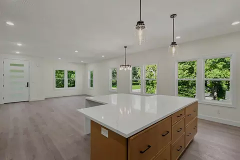 Living - 206 S 8th Ave, Ozark, MO 65721 photo 4 of 5