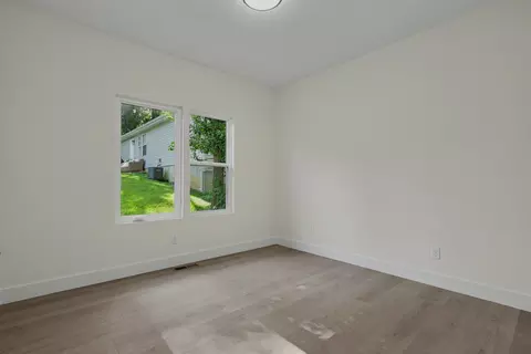 Bedroom - 206 S 8th Ave, Ozark, MO 65721 photo 1 of 6