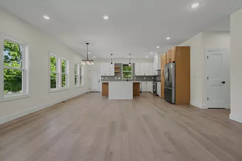 Living - 206 S 8th Ave, Ozark, MO 65721 photo 5 of 5