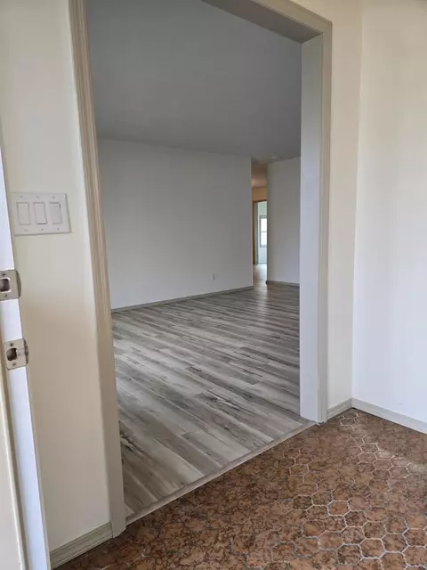 Entry Way - 4321 S Ridgecrest Dr, Springfield, MO 65810 photo 1 of 7