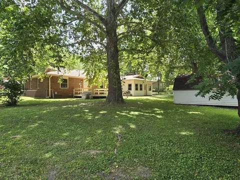 Exterior - 4321 S Ridgecrest Dr, Springfield, MO 65810 photo 6 of 17