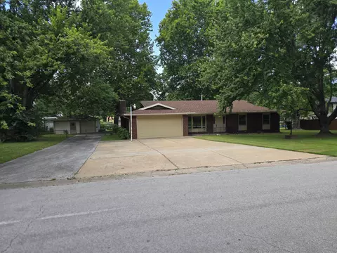 Exterior - 4321 S Ridgecrest Dr, Springfield, MO 65810 photo 1 of 17